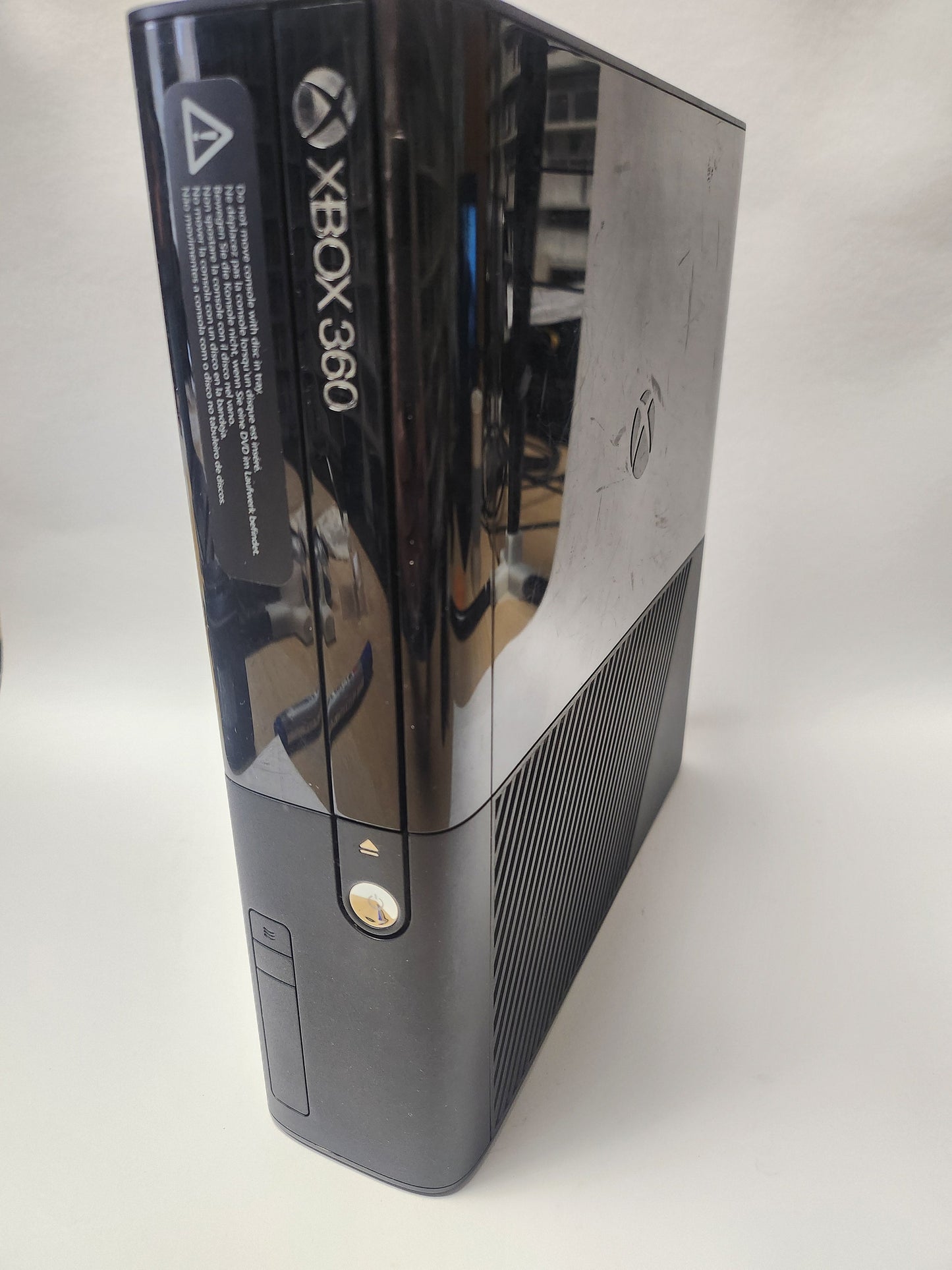 Xbox 360 E 320GB Zwart + Controller + HDMI - Xbox 360 Consoles