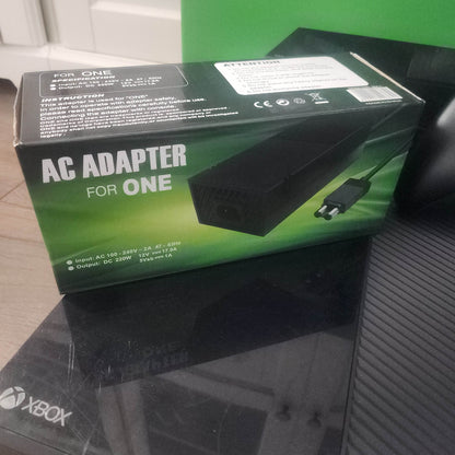 Xbox One Zwart 1TB + Orginele Controller Boxed - Feniks Gameshop