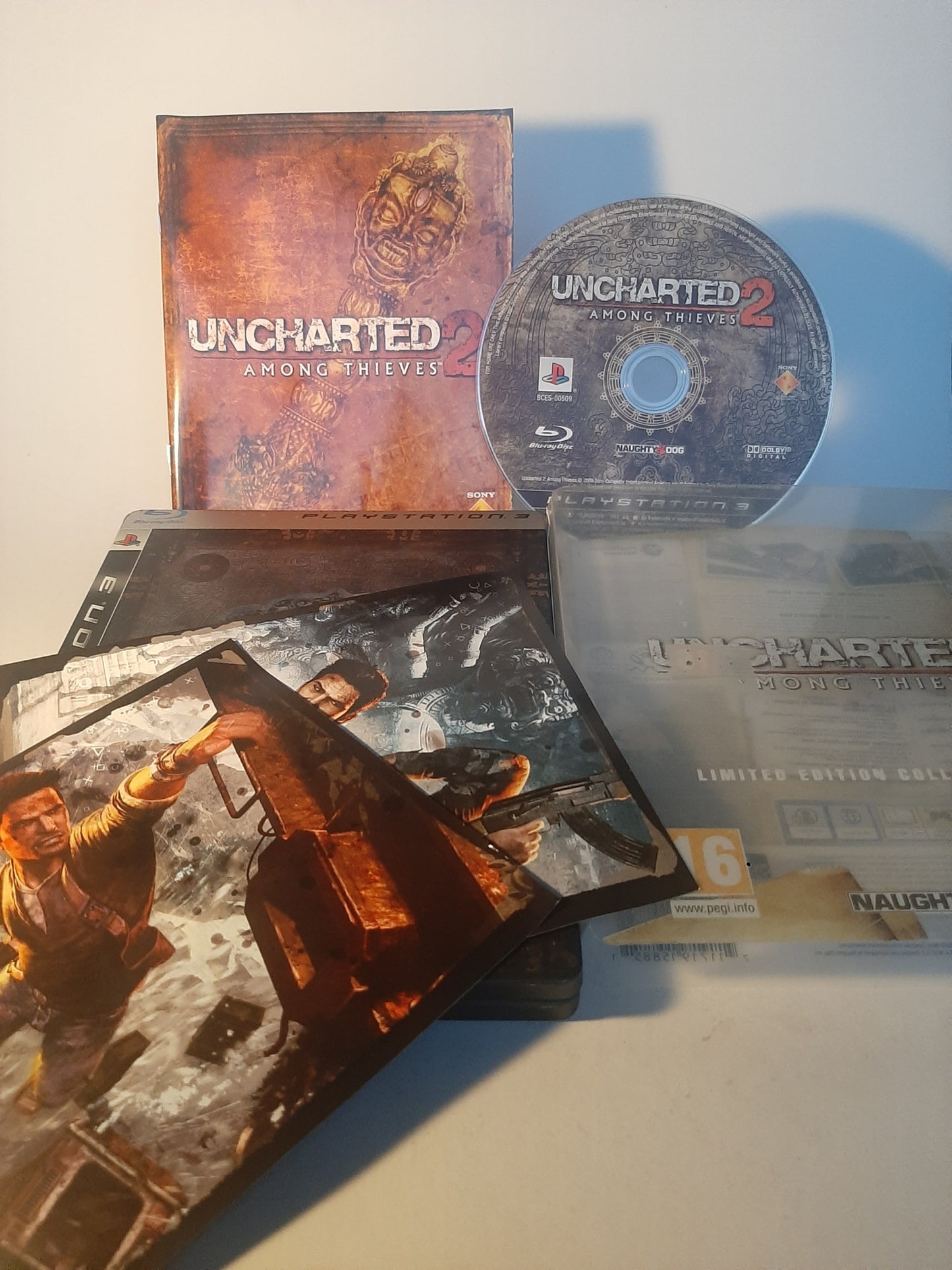 Uncharted 2 Among Thieves Limited Edition Collector's Box Playstation 3