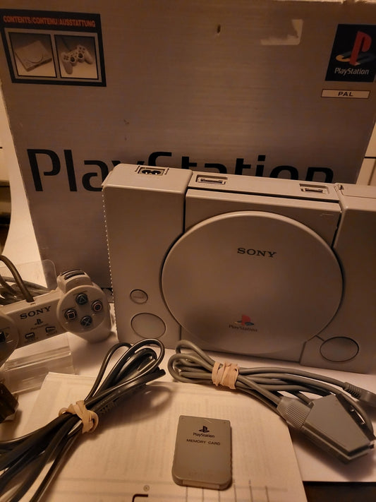 Playstation 1 (SCPH-7502) + Original-Controller verpackt