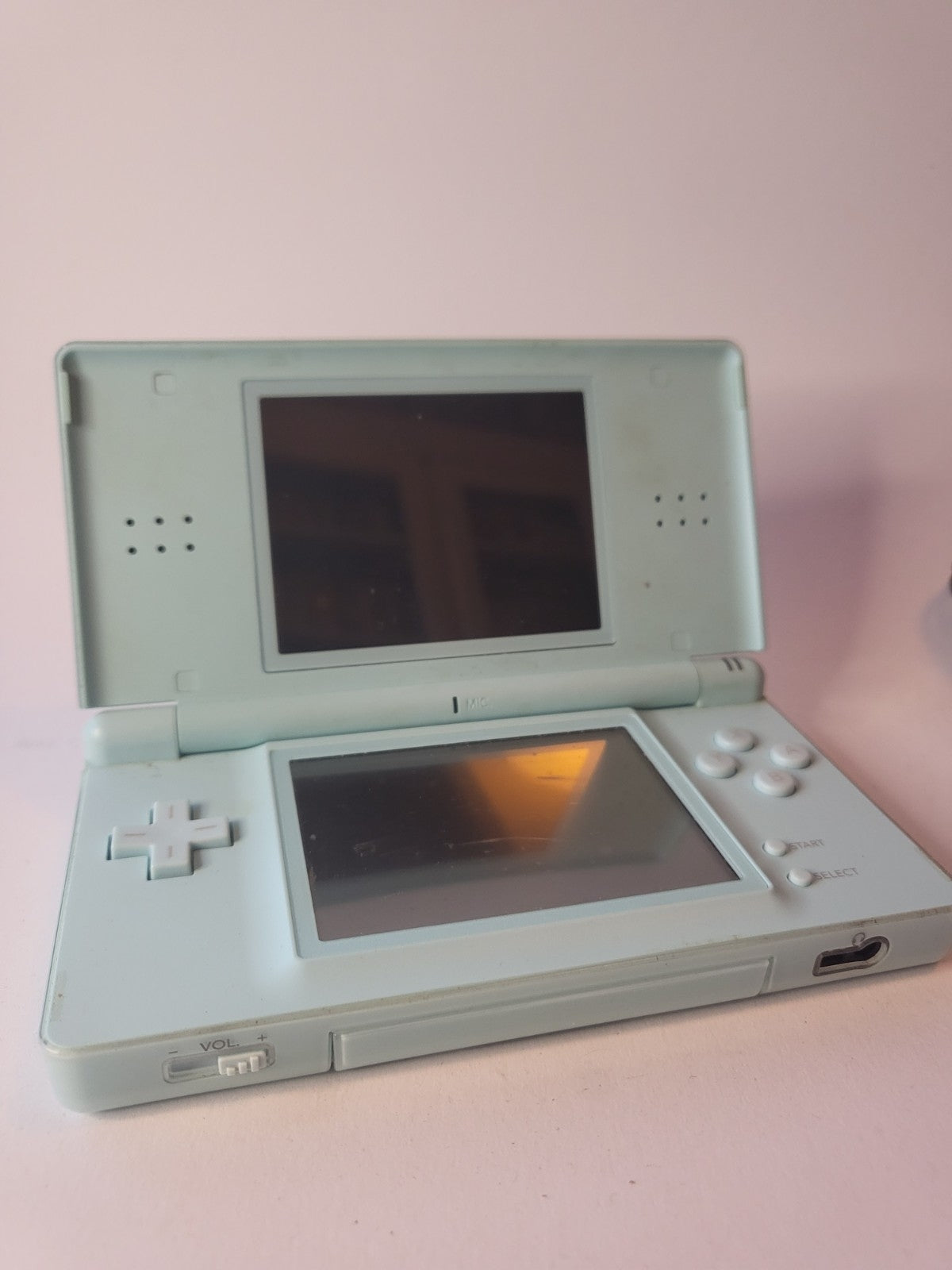 Nintendo DS Lite Mint Green met Touchpen en oplader