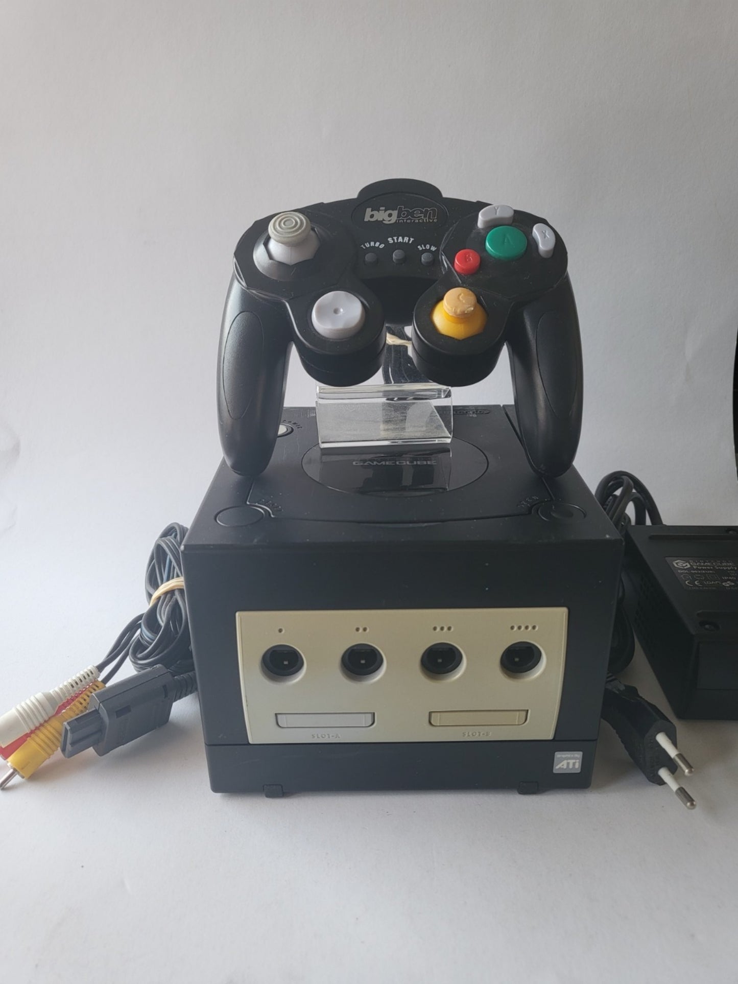 Nintendo Gamecube Schwarz mit 1 Big Ben-Controller